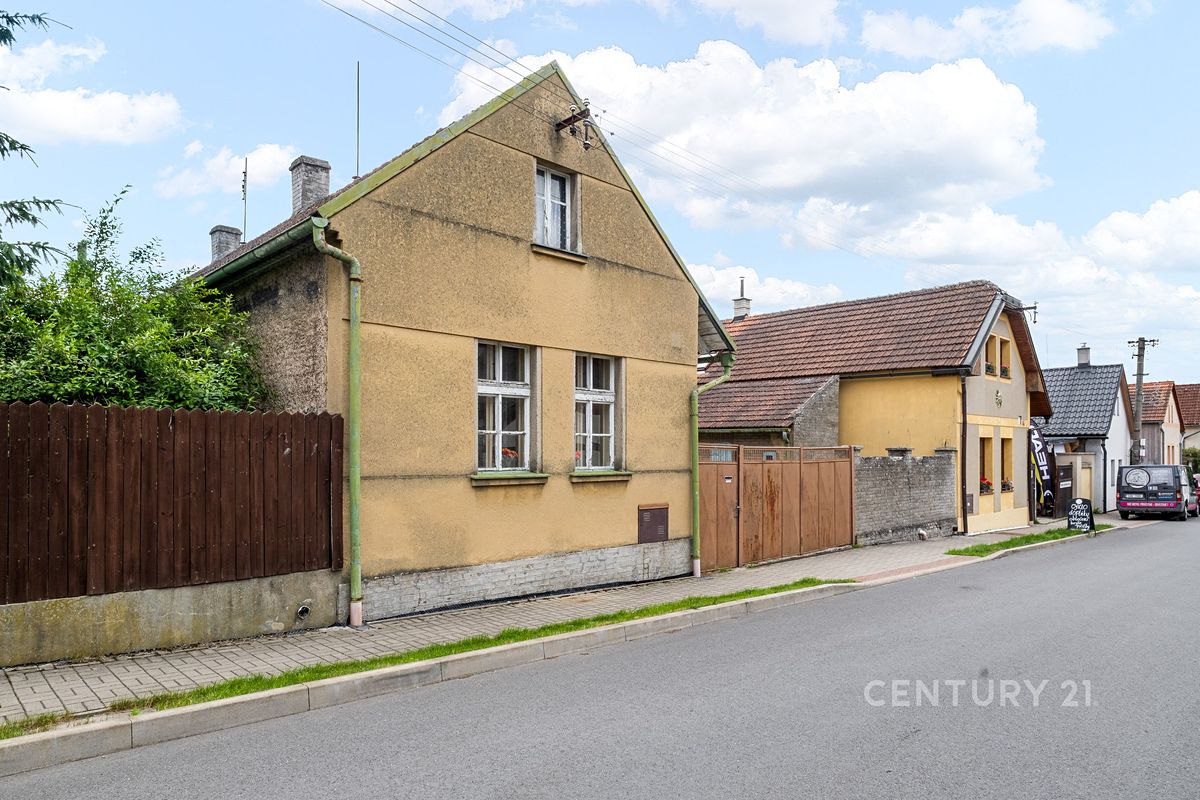 Prodej rodinného domu 75 m², pozemek 998 m²