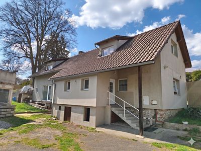 Prodej rodinného domu 180 m², pozemek 865 m²