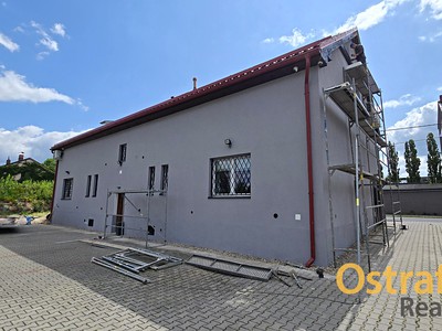 Комерційне приміщення в оренду, 90 м² (2 з 12)
