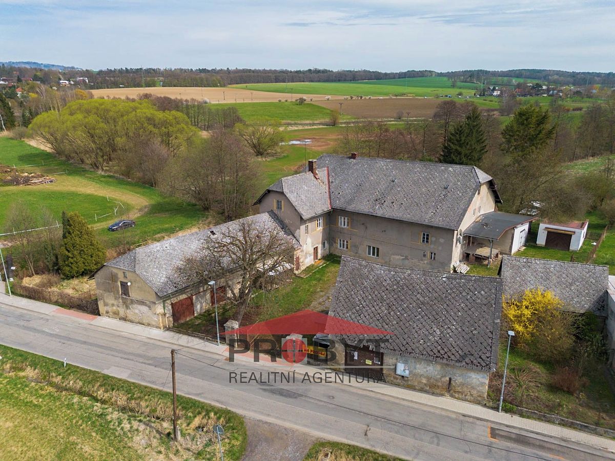 Prodej zemědělské usedlosti 800 m², pozemek 1962 m²