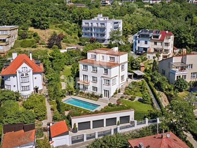 Prodej činžovního domu 397 m²