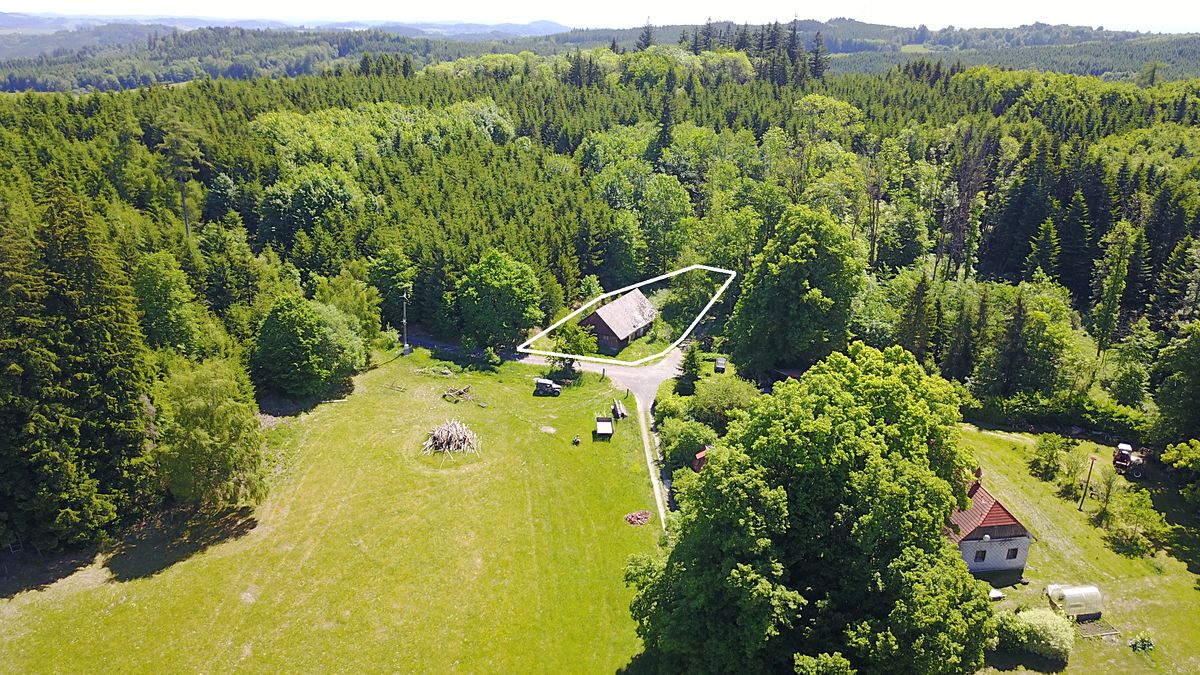 Prodej stavebního pozemku 853 m²
