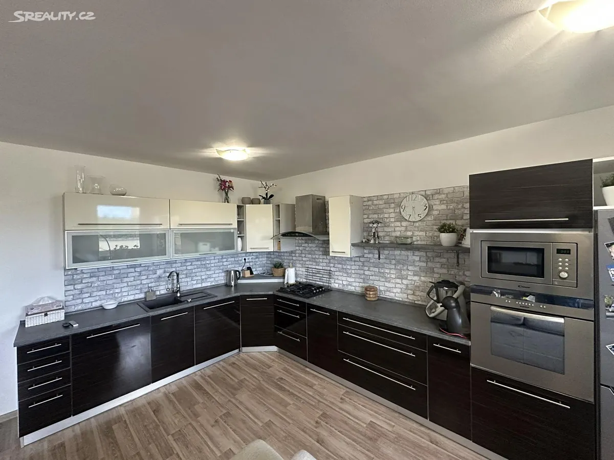 Pronájem bytu 3+kk 73 m², Na rovnosti