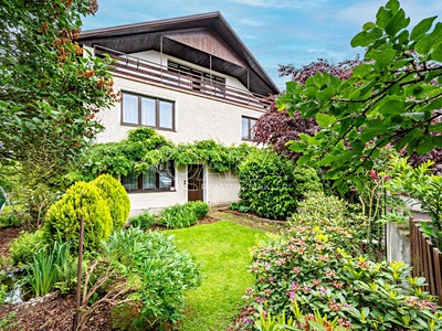 Prodej  rodinného domu 250 m², pozemek 468 m²