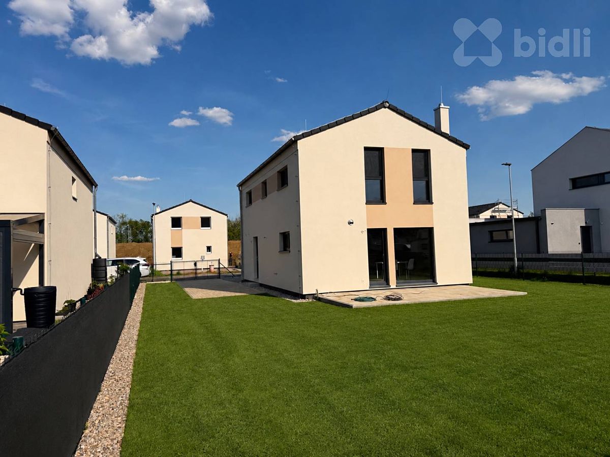 Prodej rodinného domu 108 m², pozemek 493 m²