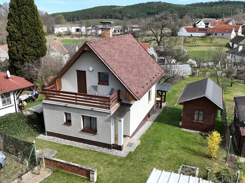 Prodej chaty 94 m², pozemek 709 m², Holubov – náhled fotky 2