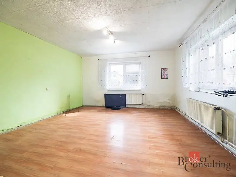 Prodej rodinného domu 121 m², pozemek 449 m², Krchleby – náhled fotky 2