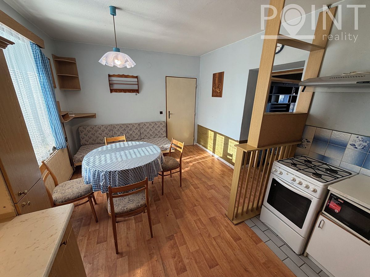 Prodej rodinného domu 144 m², pozemek 547 m² – fotografie 4