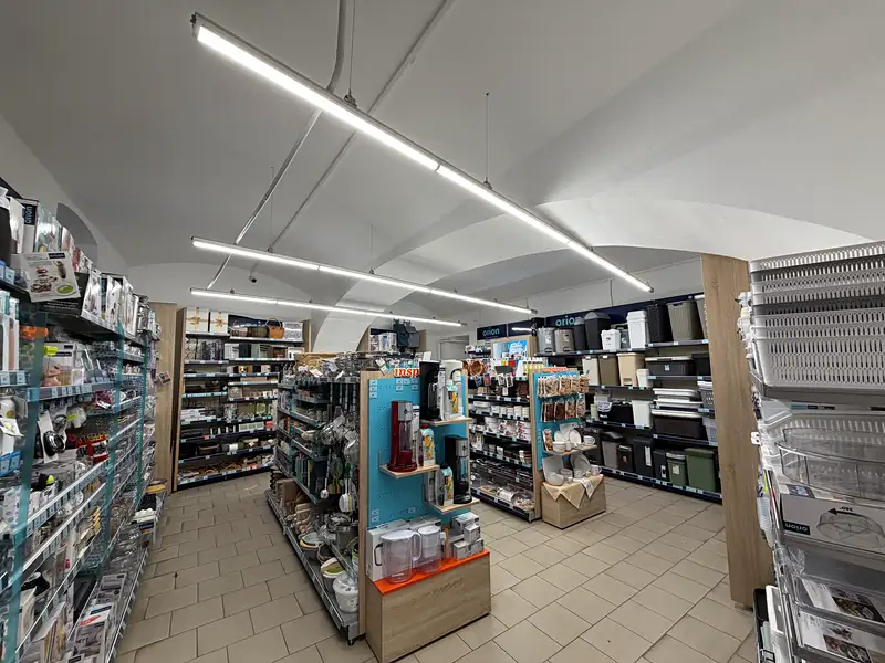 Pronájem obchodního prostoru 125 m², Klatovy – náhled fotky 3
