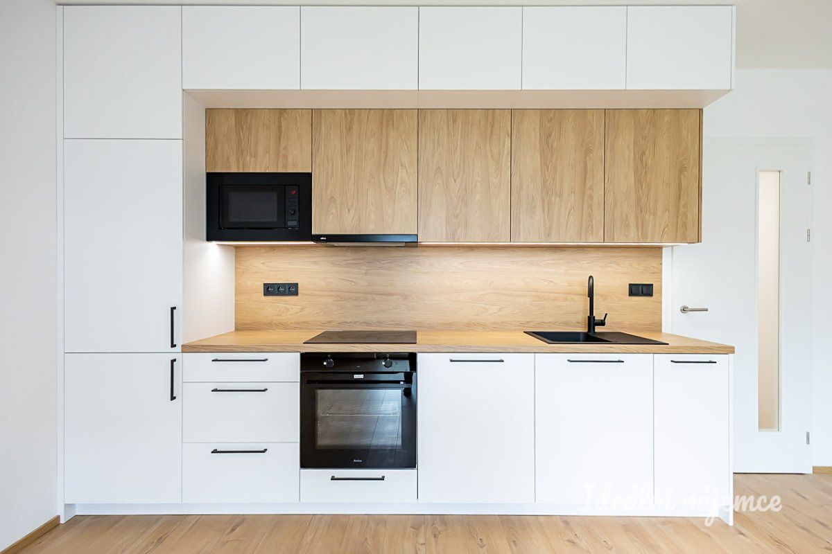 Pronájem bytu 1+kk 37 m²