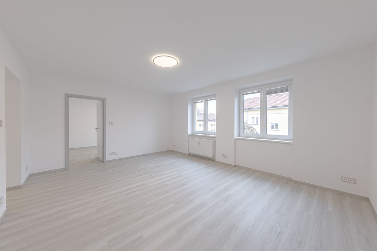 Prodej bytu 2+1 65 m² – fotografie 2