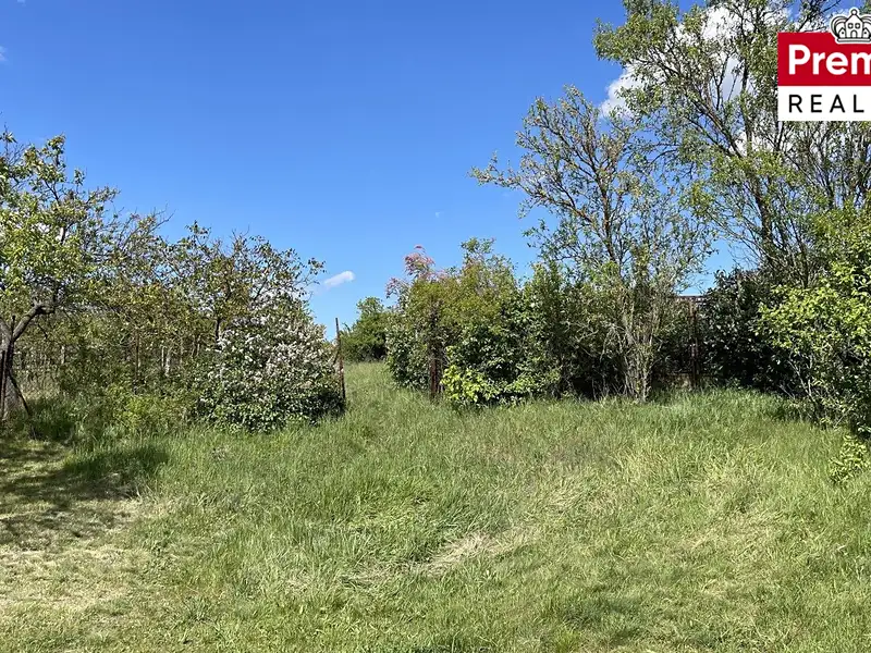 Prodej zahrady 2423 m², Znojmo – náhled fotky 3