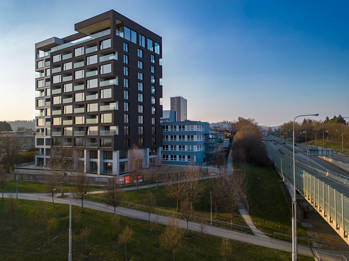 Pronájem obchodního prostoru 24 m²