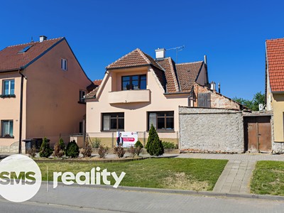 Prodej  rodinného domu 240 m², pozemek 663 m²