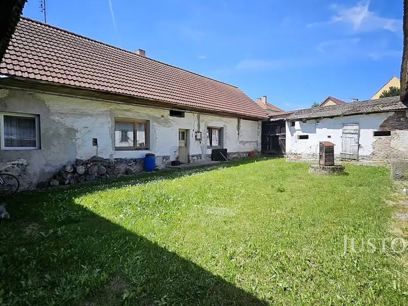 Prodej rodinného domu 174 m², pozemek 963 m², Kváskovice – náhled fotky 3