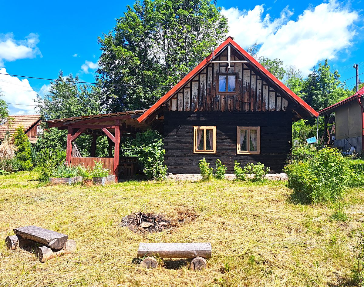 Prodej rodinného domu 90 m², pozemek 900 m² – fotografie 2