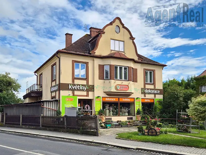 Prodej vícegeneračního domu 330 m², pozemek 757 m², Šumperk – náhled fotky 1