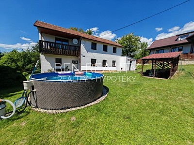 Prodej  rodinného domu 160 m², pozemek 1 391 m²