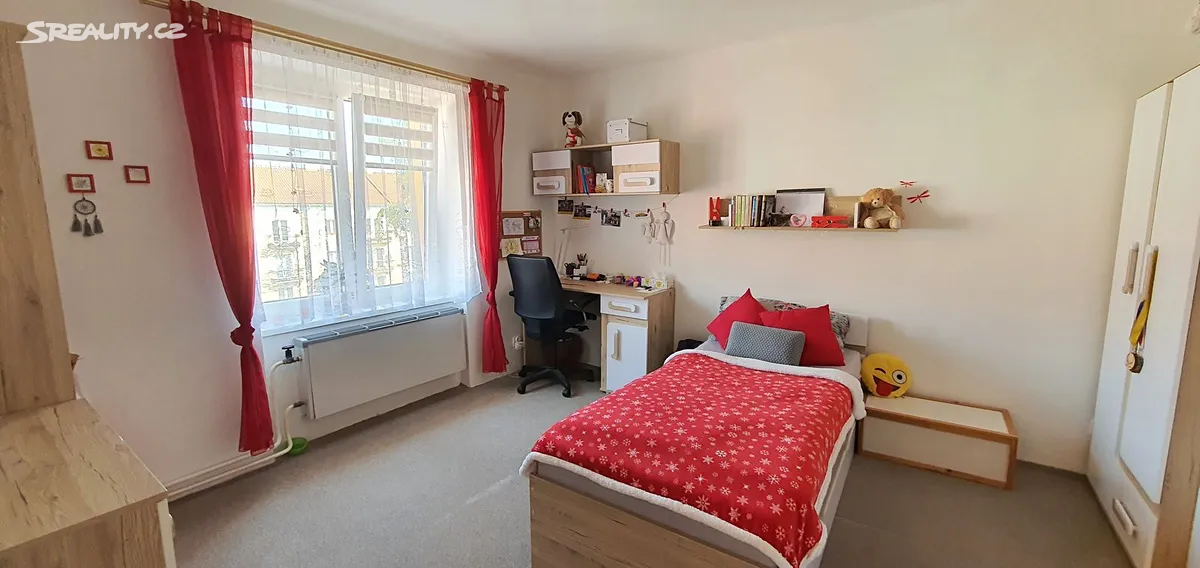 Pronájem bytu 3+1 75 m² – pohled 4
