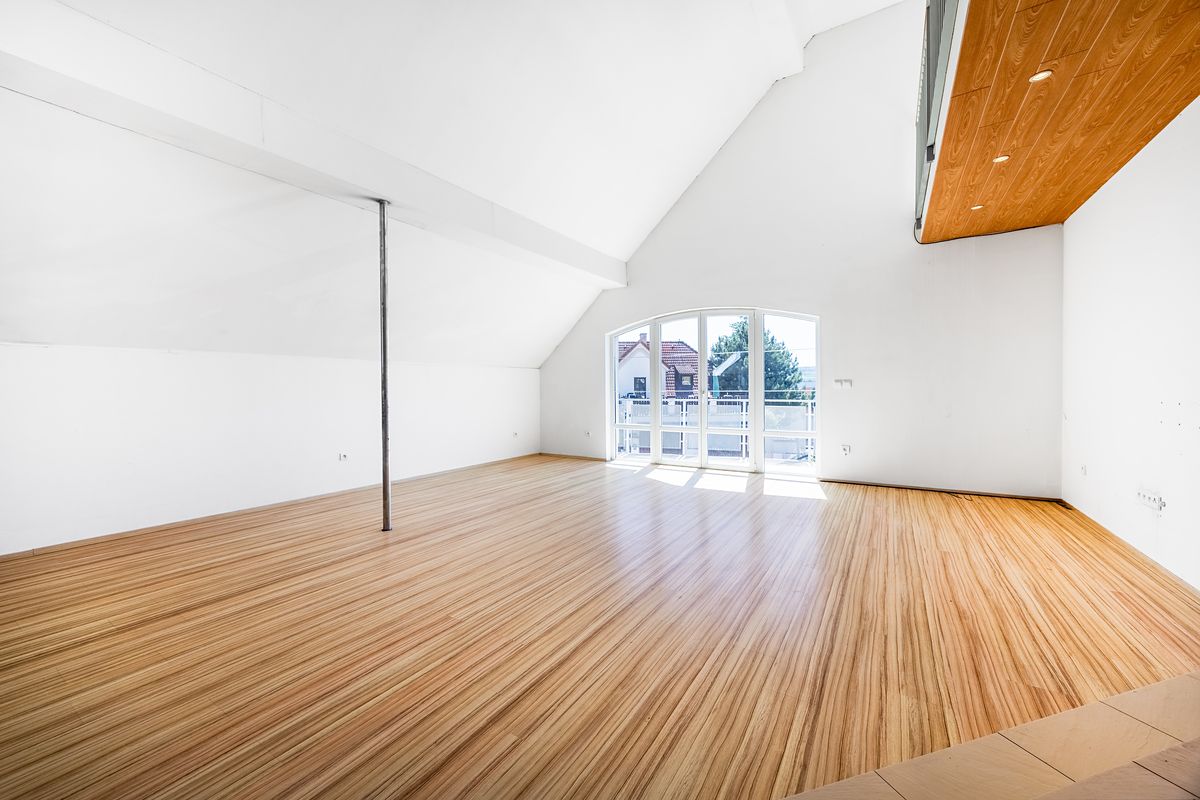 Prodej vily 245 m², pozemek 878 m²