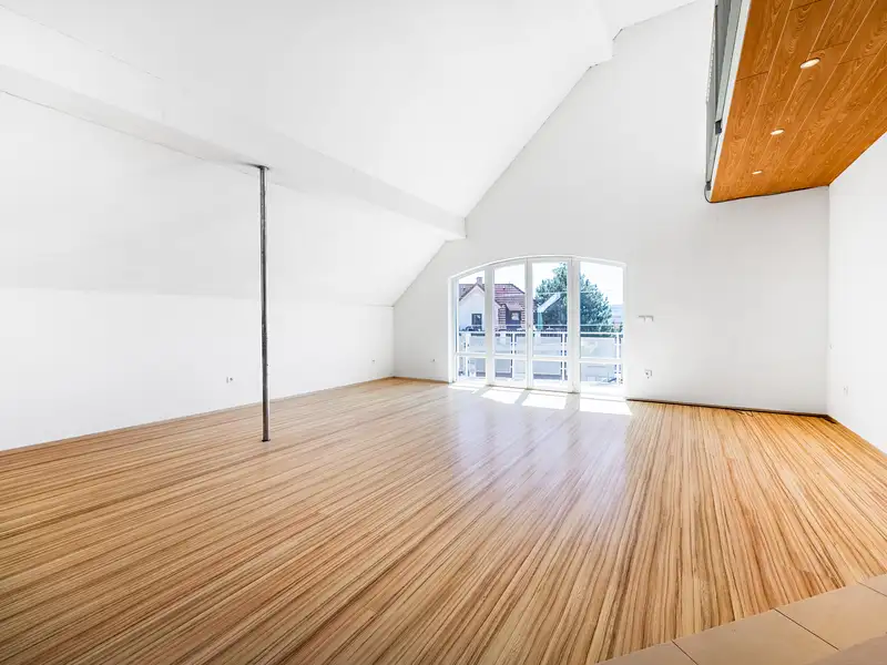 Prodej vily 245 m², pozemek 878 m², Praha – náhled fotky 1