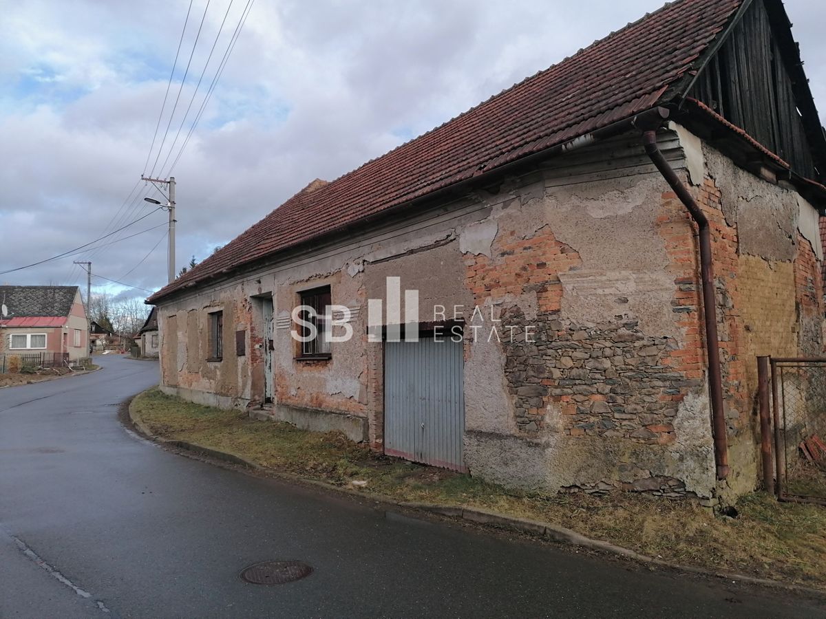 Prodej rodinného domu 115 m², pozemek 673 m² – fotografie 2