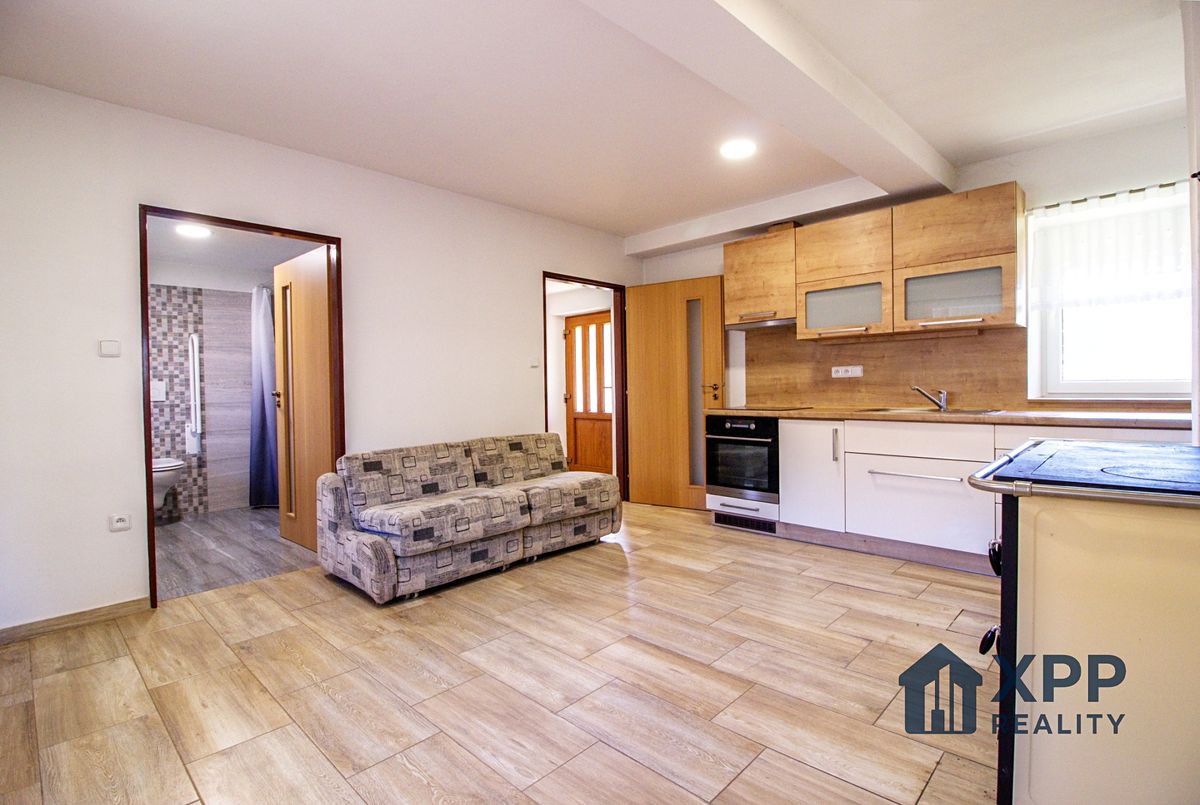 Prodej rodinného domu 78 m², pozemek 656 m² – fotografie 3