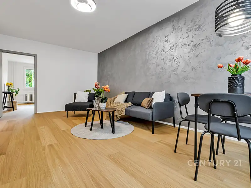 Prodej bytu 3+1 72 m², Praha – náhled fotky 1