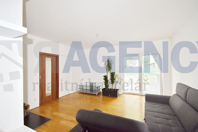 Prodej rodinného domu 104 m², pozemek 230 m² – fotografie 5