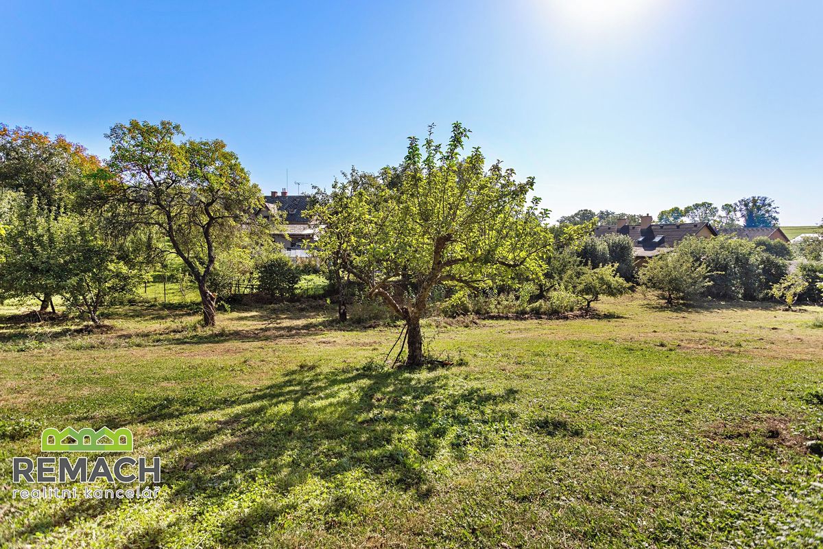 Prodej stavebního pozemku 3000 m²