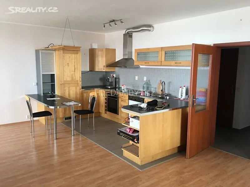 Pronájem bytu 2+kk 83 m², Petržílkova