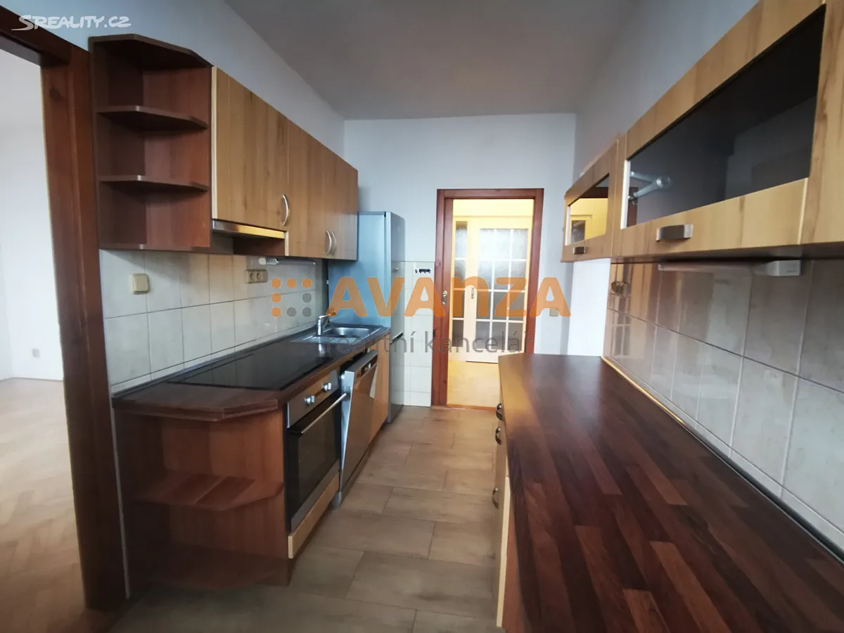 Pronájem bytu 2+1 65 m², Děčín