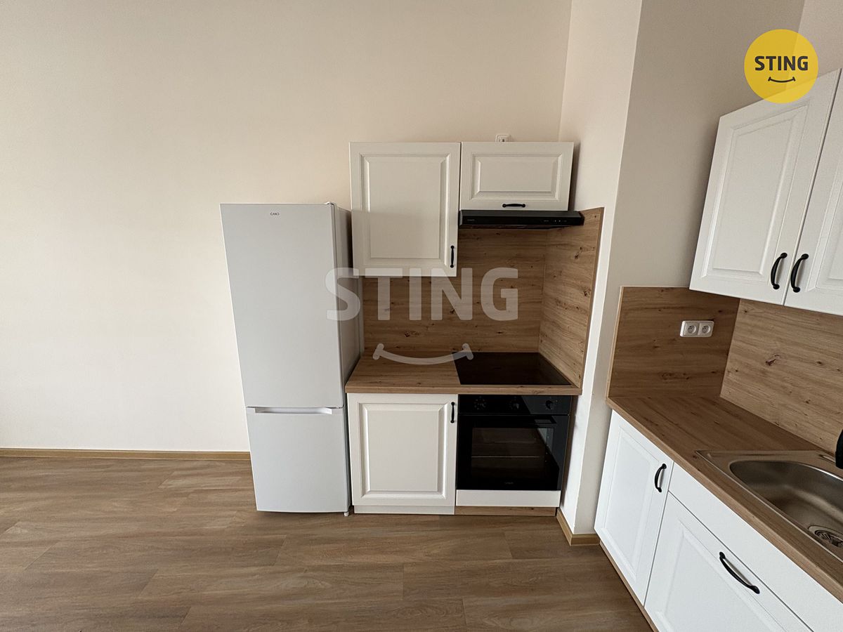 Pronájem bytu 2+kk 76 m² – fotografie 5
