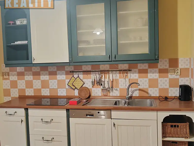 Pronájem bytu 2+1 60 m², Chomutov – náhled fotky 3