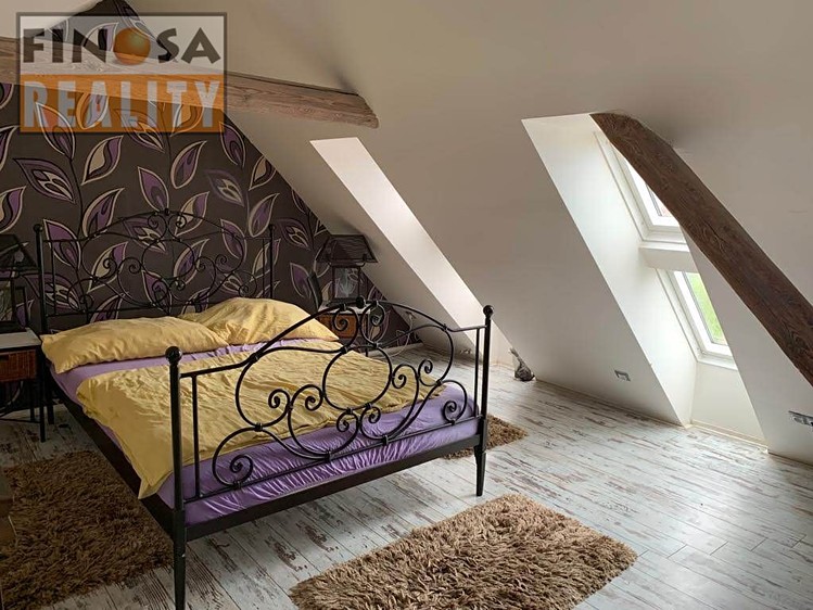 Pronájem bytu 2+kk, 90 m² (19 z 35)