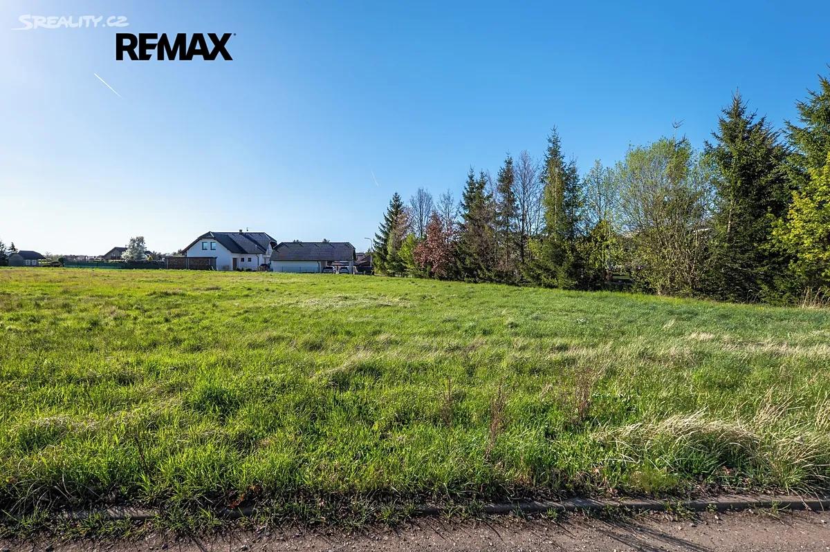 Prodej stavebního pozemku 871 m², Žďár