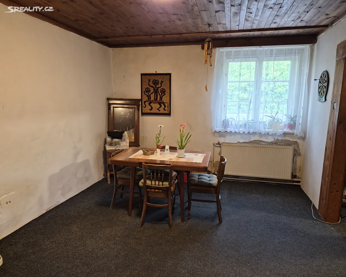 Prodej rodinného domu 138 m², pozemek 2376 m² – pohled 6