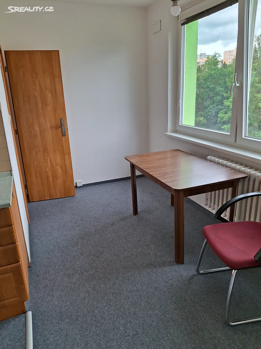 Prodej bytu 2+1 56 m² – pohled 4