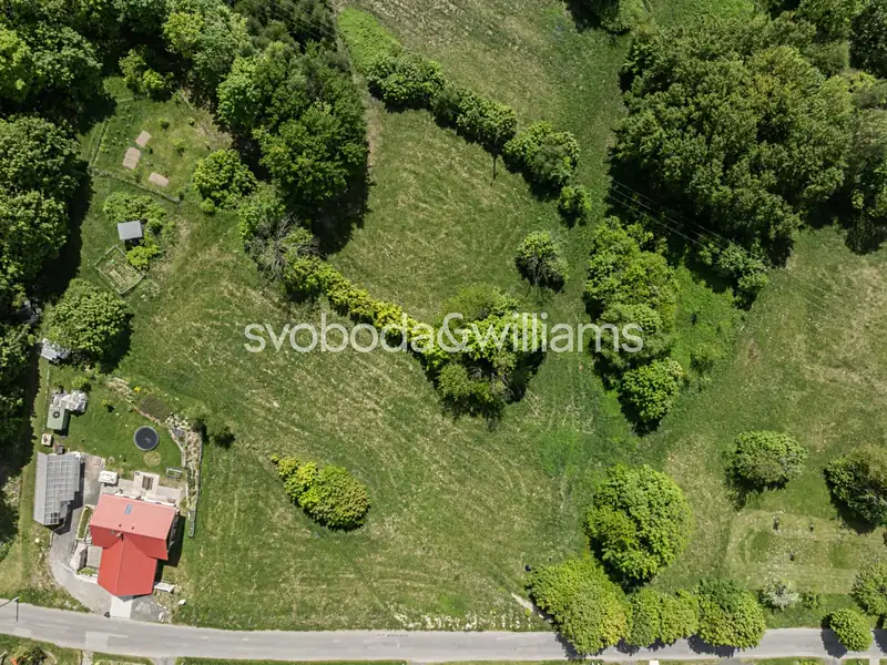 Prodej stavebního pozemku 1560 m², Velké Hamry – náhled fotky 2