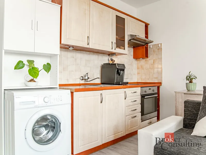 Prodej, byty/2+kk, 31 m2, Troja 546/1, 18100 Praha 8 [ID 864