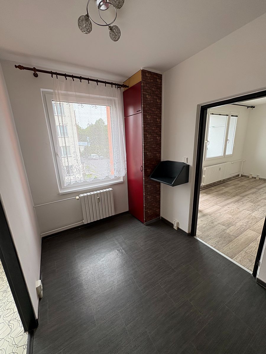 Pronájem bytu 2+1 47 m² – fotografie 4