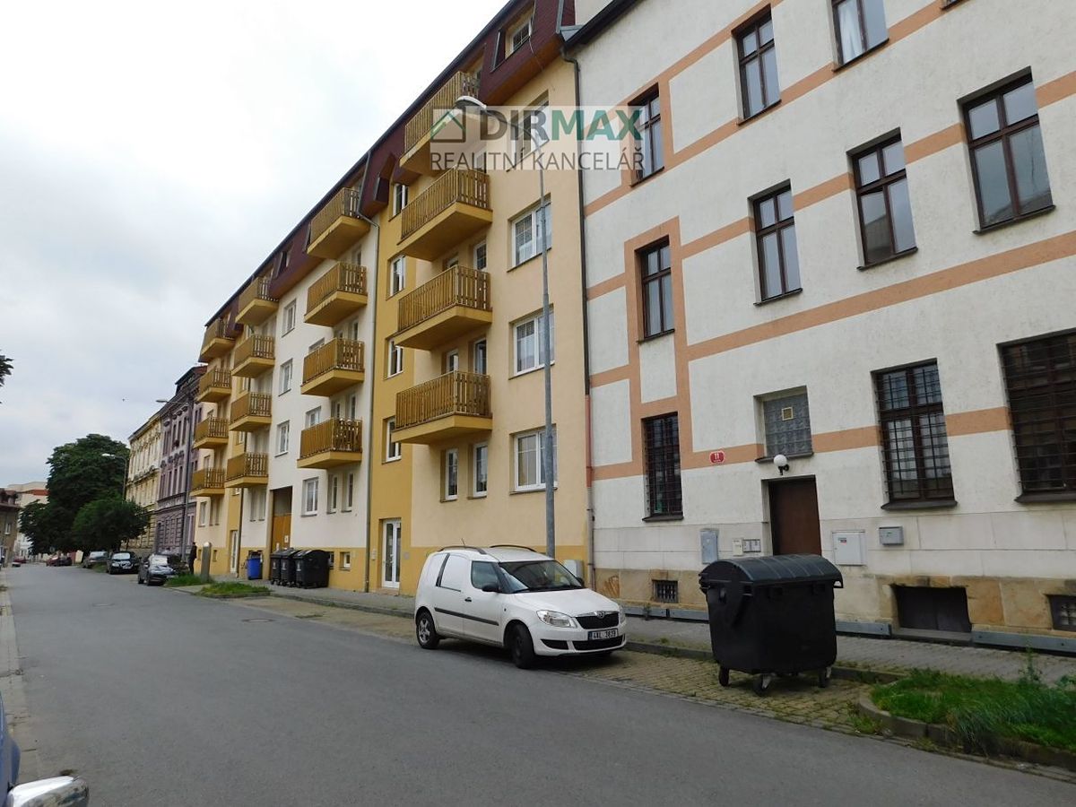 Pronájem bytu pokoje 14 m²