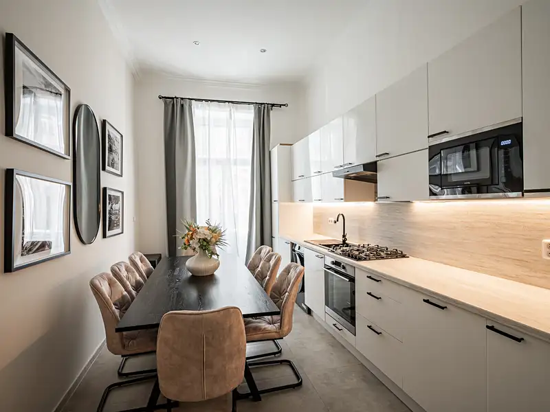 Prodej bytu 4+1 124 m², Praha – náhled fotky 2