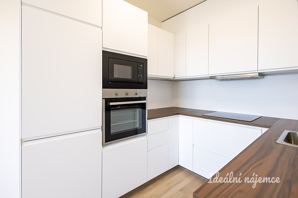 Pronájem bytu 2+kk 52 m²