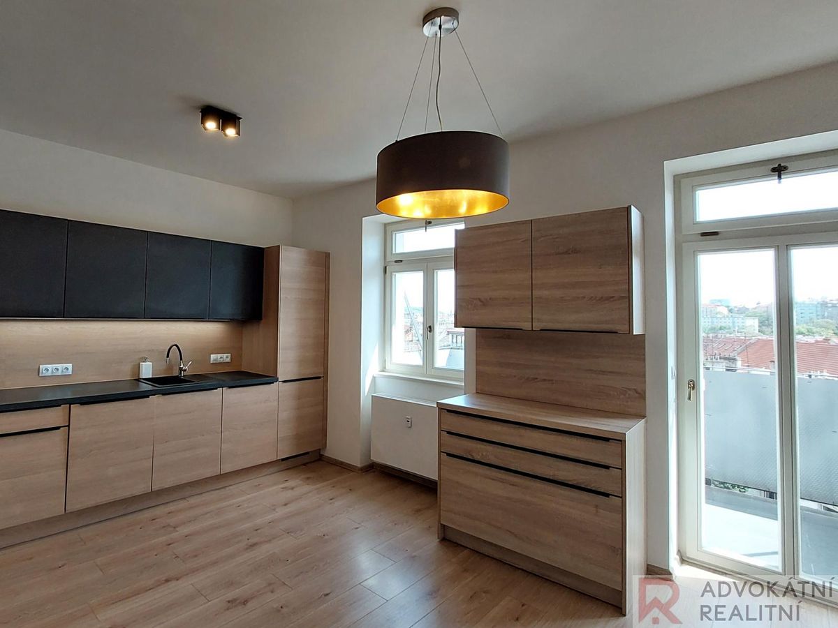 Pronájem bytu 3+kk 99 m²