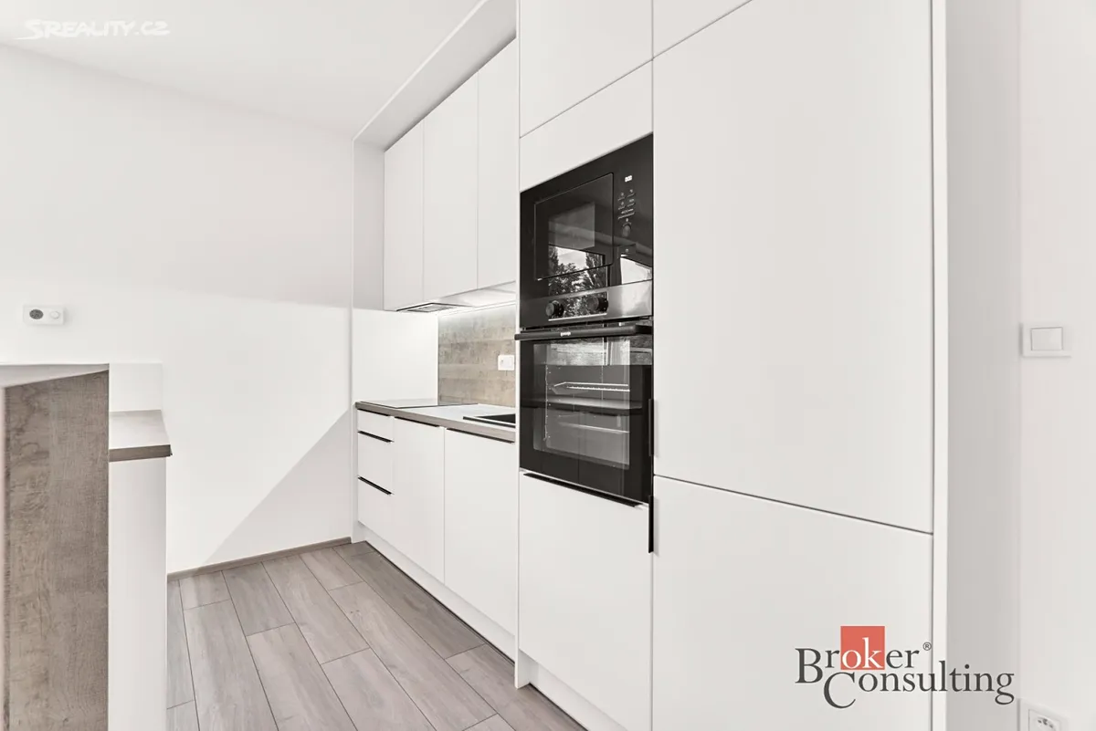 Pronájem bytu 2+kk 58 m², Karlovy Vary