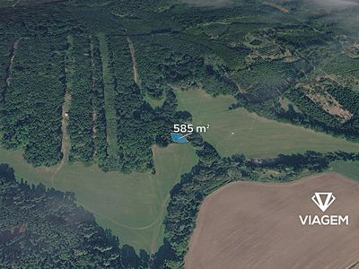 Prodej pole 585 m²