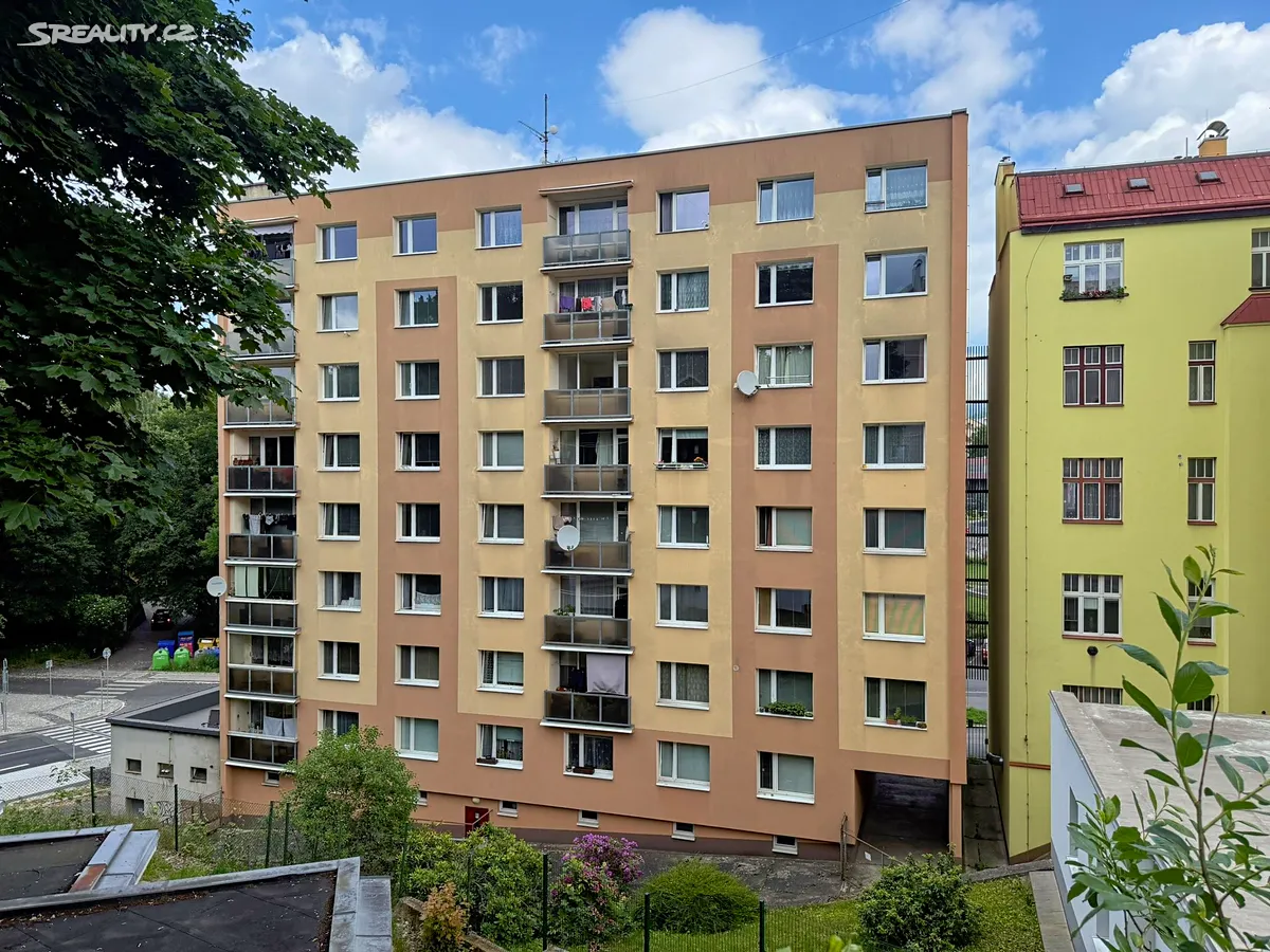 Prodej bytu 3+1 62 m², nám. Tržní