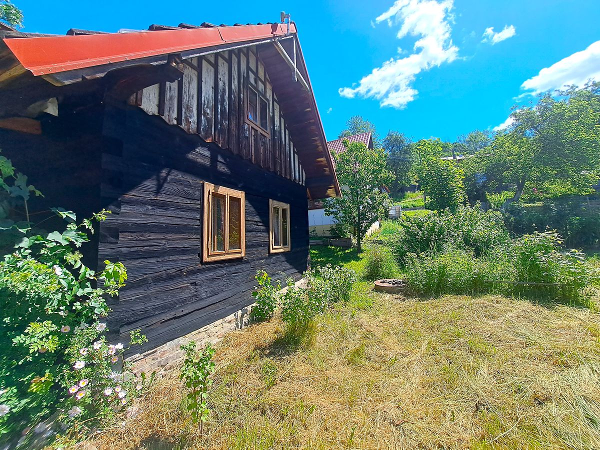 Prodej rodinného domu 90 m², pozemek 900 m²