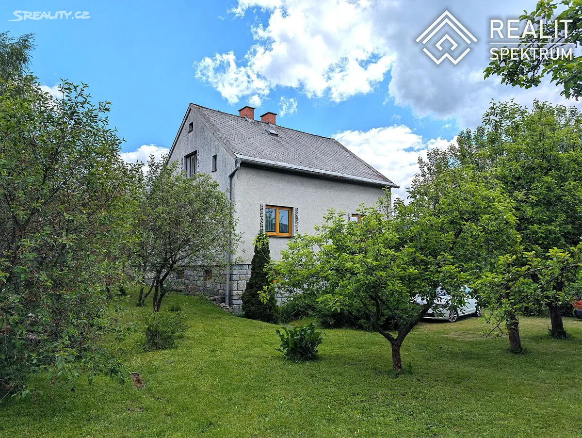 Prodej rodinného domu 139 m², pozemek 1940 m², Červená Voda
